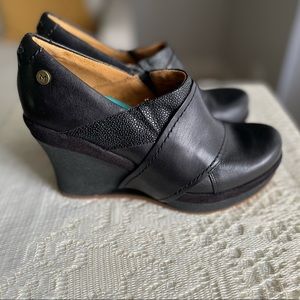 Mozo leather heels, anti slip grip. Size 6. Never worn.